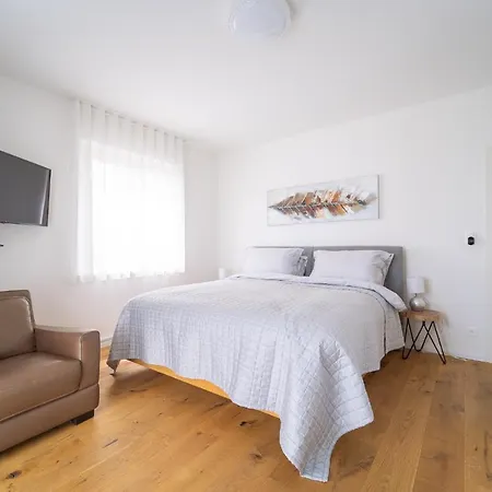 Apartament Swiss Blue Residence. Paradise