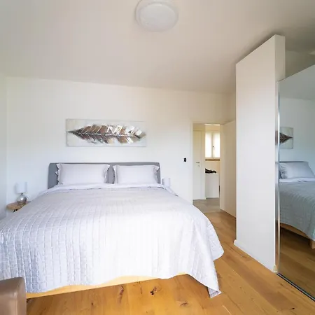 Swiss Blue Residence. Paradise * Brissago